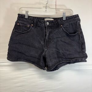 Abercrombie and Fitch Curve Love The A-Line Mid Rise Black Short Women Size 30